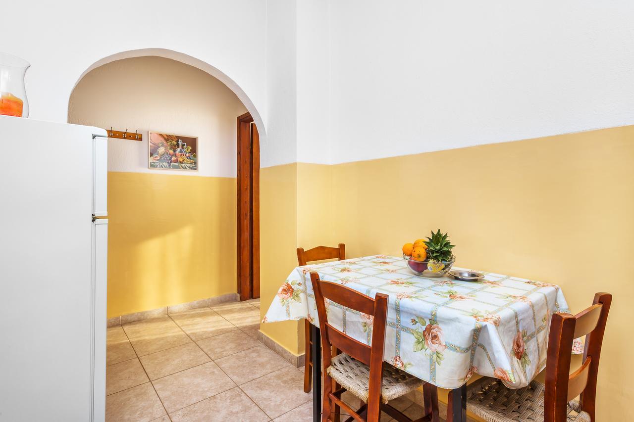 Xenios Loutra Village Mary'S House Agia Paraskevi  Room photo